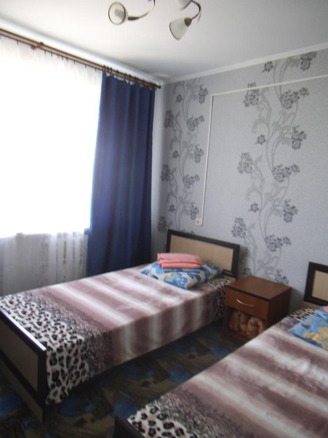 Circus Hotel Homel Buitenkant foto